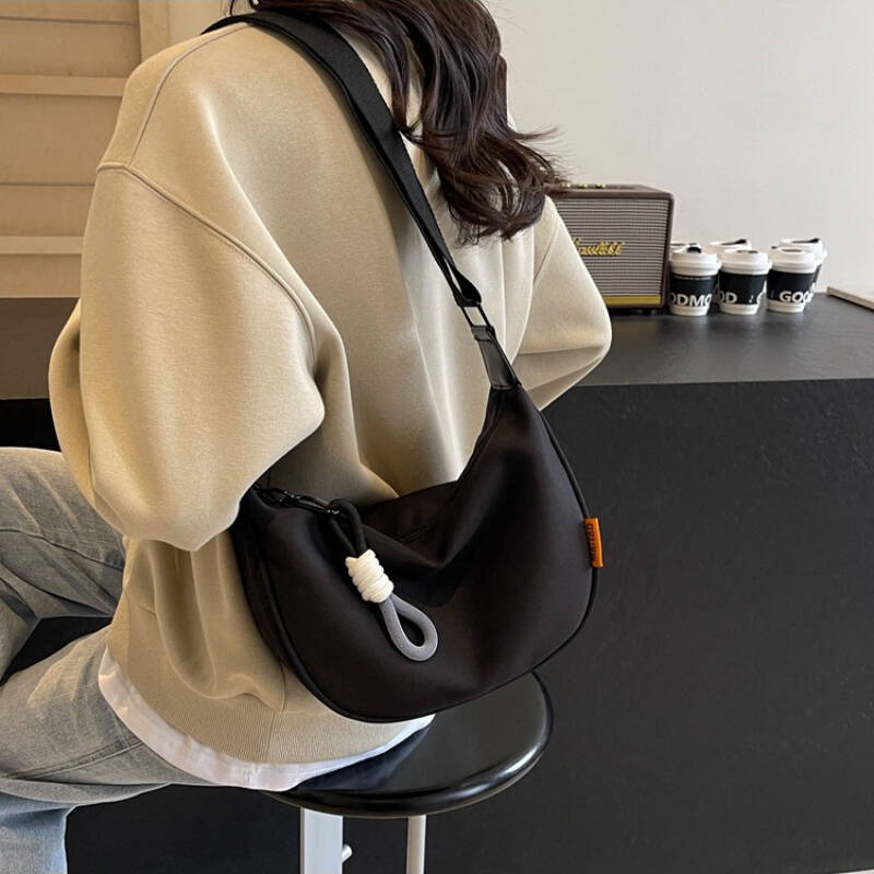 Nowa modna torebka crossbody z – Interior Design Style recenzja i cena
