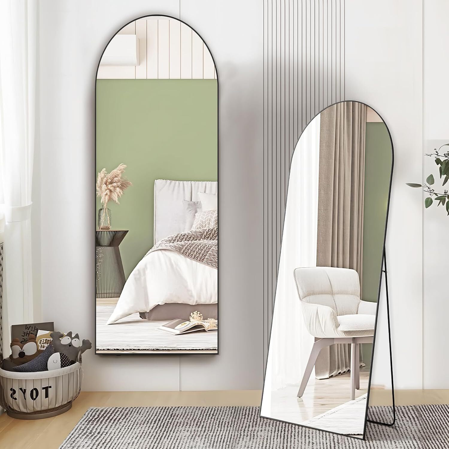 Stojące lustro łukowe na całej – Arch Mirror Leaning recenzja i cena